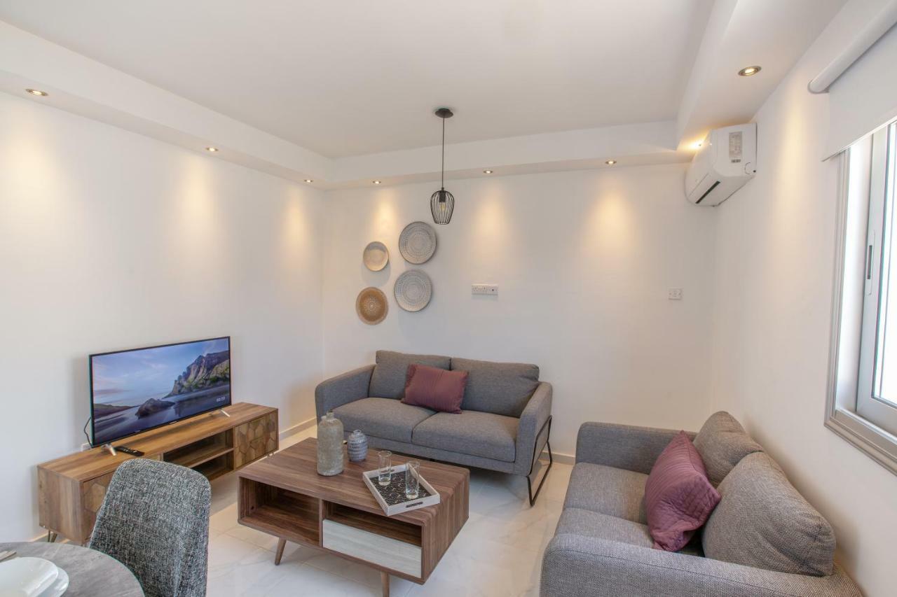 Rio Luxury Apartment アヤナパ エクステリア 写真